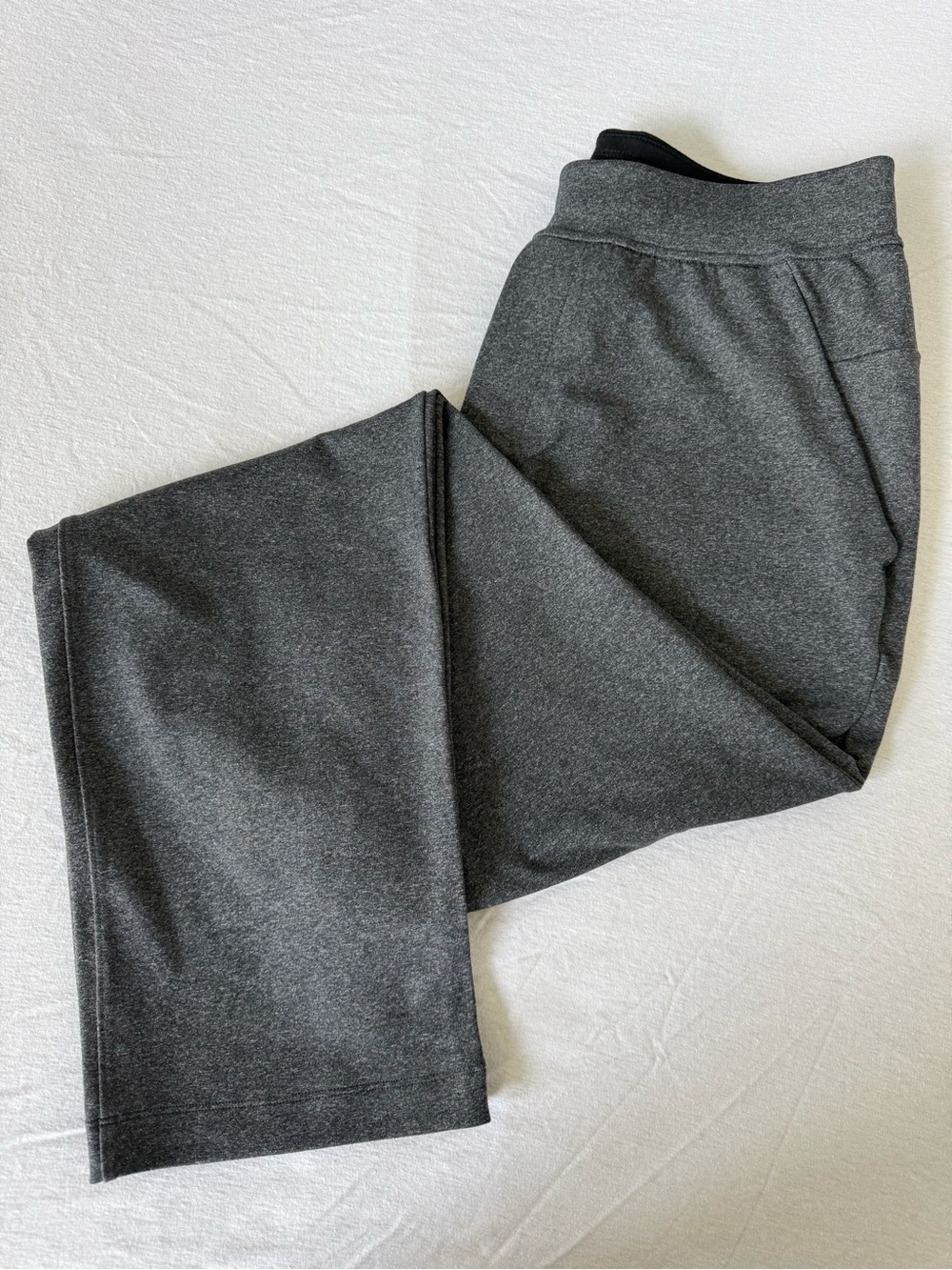 Lululemon Men’s sweatpants gray M